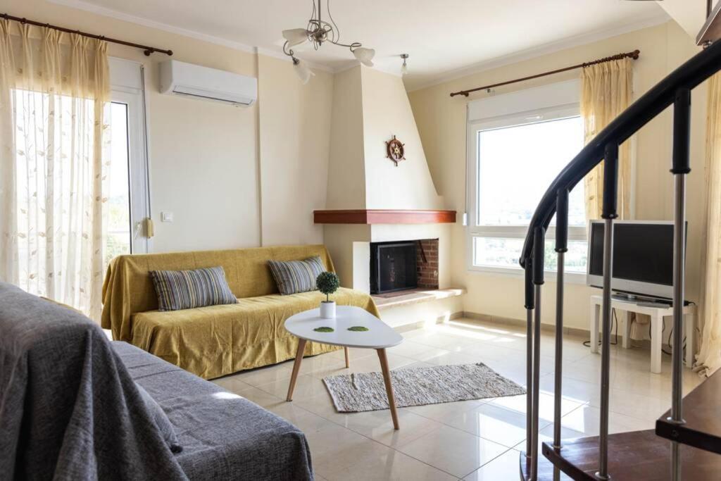 Port View House-Comfy Family Apartment-Panoramic View Néa Péramos Exteriör bild