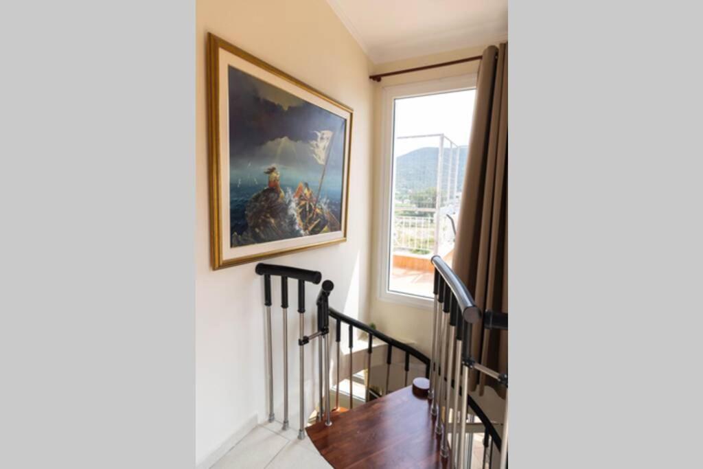 Port View House-Comfy Family Apartment-Panoramic View Néa Péramos Exteriör bild